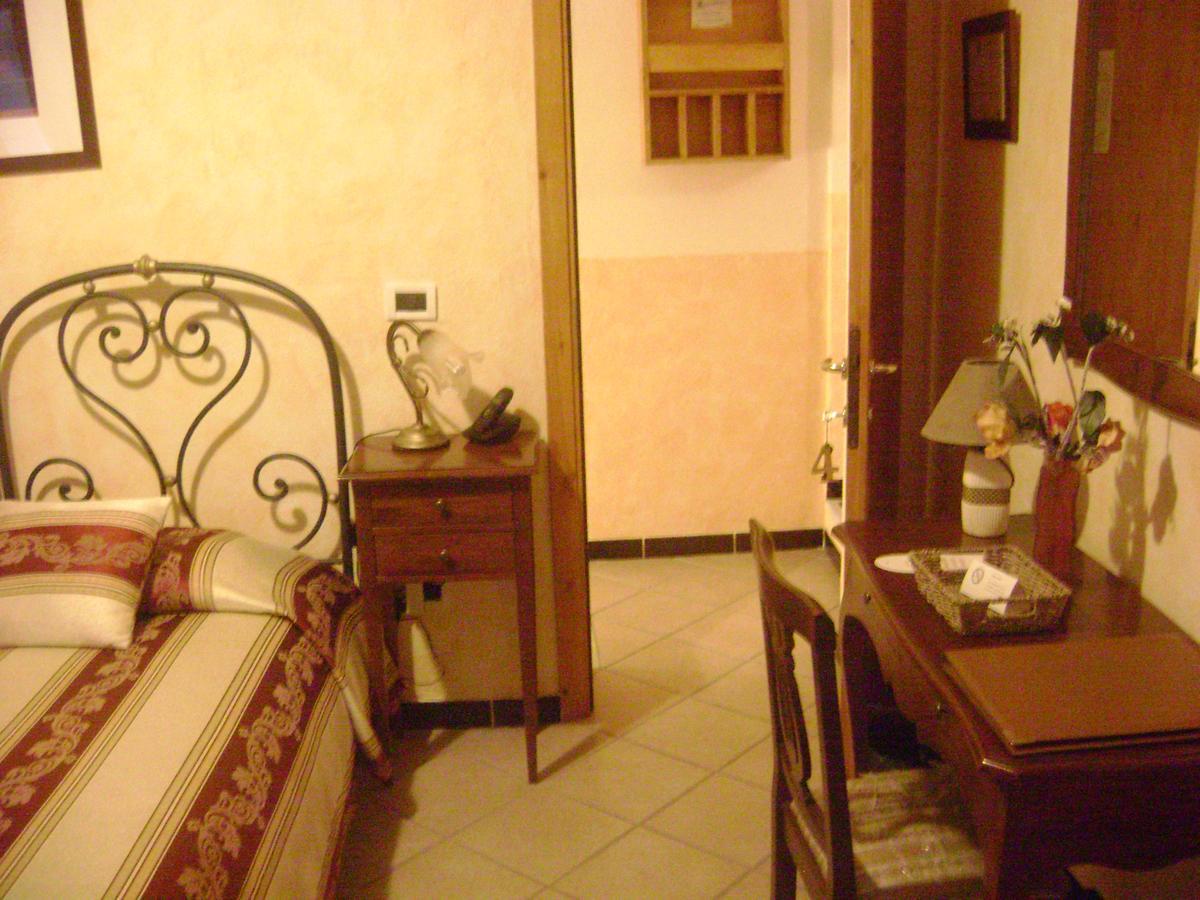 La Finestrella Di Montalto Locanda Badalucco Zewnętrze zdjęcie